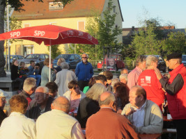 Die Biertische waren gut besetzt