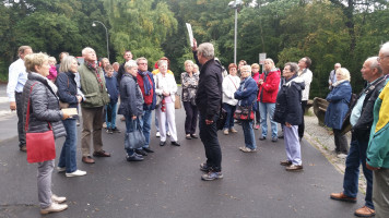 Mit dem kompetenten Stadtführer auf dem Neroberg