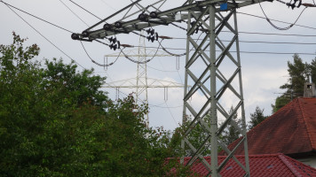 Leitungen zum Umspannwerk im Gsteinach: kein idealer Standort