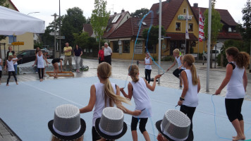 Die Kinderturngruppe des TSV Ochenbruck begeisterte mit ihren Turneinlagen