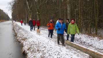 Am alten Kanal ging es nach Schloss Kugelhammer