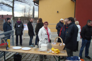 Warten auf die Nürnberger Bratwürste