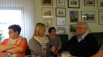 Ulli Vetter, Petra Schöpfer bei der Geburtstagsfeier des Altbürgermeisters, zusammen mit seiner Ehefrau