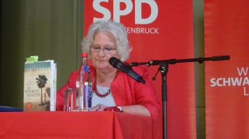 Doris Cramer bei ihrer Lesung