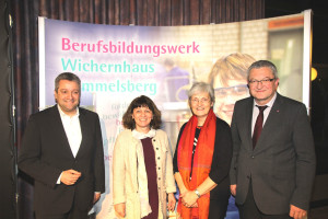 die Referenten des Abends: Prof. Dr. Thomas Beyer, die Bundestagsabgeordneten Martina Stamm-Fibich und Heike Baehrens sowie Dr. Breitenbach (v.l.n.r.)