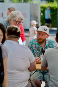 Rege Unterhaltungen beim Plärrerfest