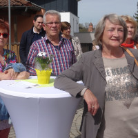 Gemeinderätin Ulli Vetter, früherer SPD Gemeinderat Heinz Billhöfer und 2. Bürgermeisterin Jenny Nyenhuis (v.l.n.r.) freuen sich über die von der AsF initiierte Erweiterung.