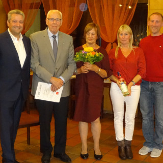 60 Jahre SPD Mitgliedschaft Ortsverein ehrt Dr. Helmut Ritzer SPD